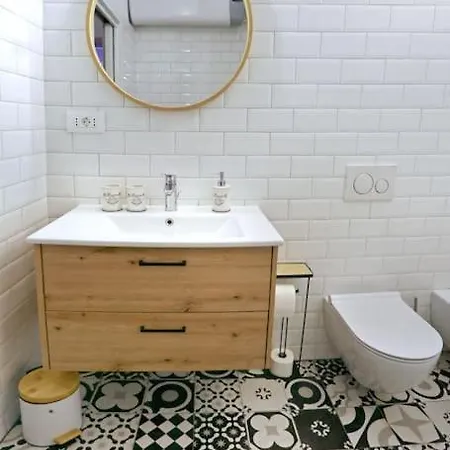 Wally Apartment
